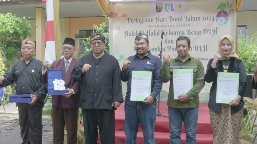 HARI BUMI SEDUNIA, BUPATI MENINGKATKAN KESADARAN PENTINGNYA KELESTARIAN ALAM DAN LINGKUNGAN 1 hari bumi sedunia