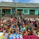Keseruan Satgas Yonif 310/KK Bersama Anak Papua Terapkan Perilaku Hidup Bersih Dan Sehat WhatsApp Image 2024 05 03 at 09.11.59