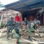 Perbaiki Rumah Warga, Satgas Yonif 310/KK Buktikan Kepeduliannya Pada Masyarakat Perbatasan WhatsApp Image 2024 05 24 at 10.04.13