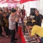 Kapolda Jatim Tinjau Langsung Pameran Keris dan Batu Akik Polres Sumenep WhatsApp Image 2024 06 15 at 07.27.20