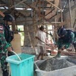 Manunggal Dengan Rakyat, Satgas Yonif 310/KK Bantu Percepatan Pembangunan Gereja WhatsApp Image 2024 06 22 at 08.44.25