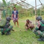 Tumbuhkan Semangat Gotong Royong, Satgas Yonif 310/KK Gelar Karya Bhakti WhatsApp Image 2024 06 24 at 08.39.53