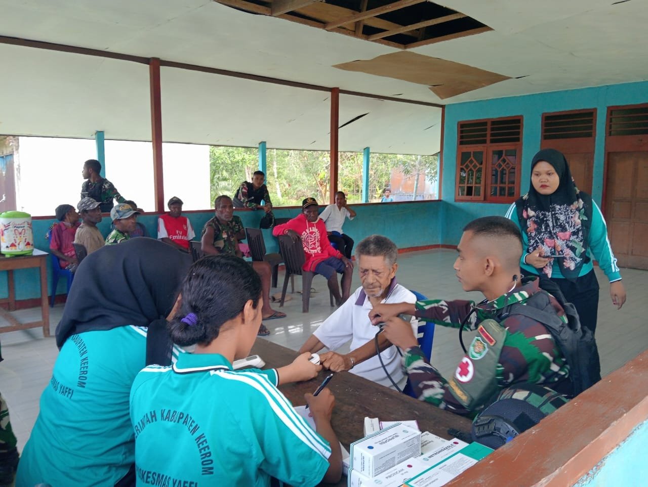 Satgas Yonif 310/KK Gelar Pasyandu Lansia Di Perbatasan 1 WhatsApp Image 2024 08 29 at 08.16.03