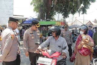 Patroli Skala Besar Dan Razia di Pelabuhan Kalianget Dalam Rangka Colling System Pengamanan Pilkada Serentak 2024 1 WhatsApp Image 2024 09 17 at 14.47.36