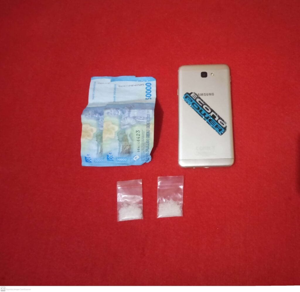 Satresnarkoba Polres Sumenep Kembali Ungkap Kasus Narkoba Jenis Sabu Dengan BB 2,59 Gram 2 WhatsApp Image 2024 09 22 at 16.59.50