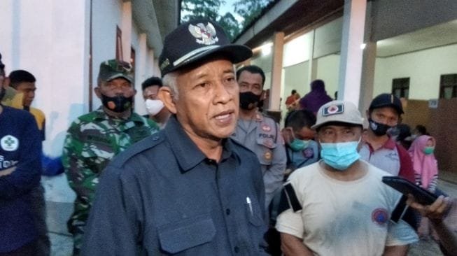 Mantan Bupati Sleman Sri Purnomo Jalani Pemeriksaan di Kejari Terkait Dugaan Korupsi Dana Hibah Pariwisata 2020 1 34797 bupati sleman sri purnomo