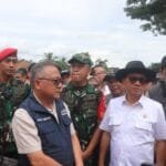 TINJAU LOKASI BENCANA, MENTERI DESA PASTIKAN PENGUNGSIAN DAN KEBUTUHAN DASAR TERPENUHI 471582070 981038460724659 6610835558916015714 n