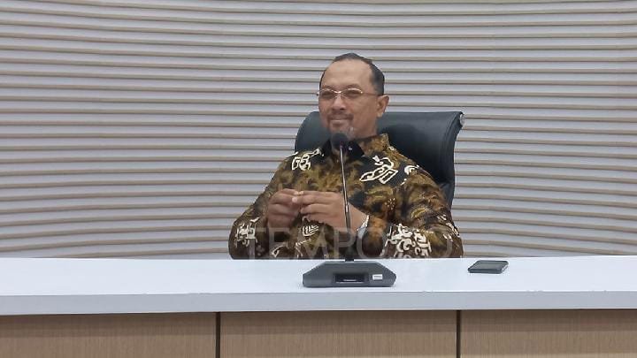 KPK Geledah Kantor OJK, Sita Bukti Elektronik dan Dokumen Terkait Dugaan Korupsi 1 AA1vpWXl