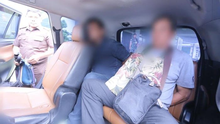 Kejati Sumut Tangkap Jaksa Gadungan yang Berusaha Memeras Pengusaha: Tindak Pidana Pemerasan dengan Modus Mengaku Sebagai Jaksa 1 kejati sumut menangkap jaksa gadungan yang ingin memeras pengusaha 169