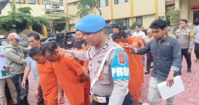 Polresta Bogor Kota Bongkar Sindikat Pencurian Mobil, 9 Pelaku Ditangkap, Ancaman Hukuman 9 Tahun Penjara 1 polresta bogor kota meringkus 9 pelaku sindikat pencurian mobil di wilayah bogor sukabumi hingga cianjur rizkydetikcom 169