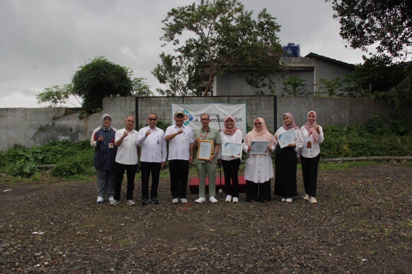 Pemberian Penghargaan "Mutu Award 2024" dan Penilaian Unit Pelayanan Terbaik versi Google Review di RSUD R. Syamsudin, SH 1 Rsud