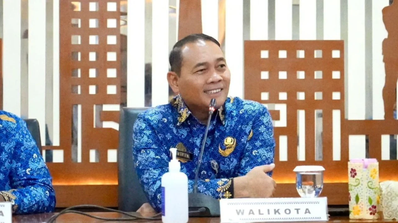 67a4880ee5d86 wali kota jakarta pusat arifin 1265 711