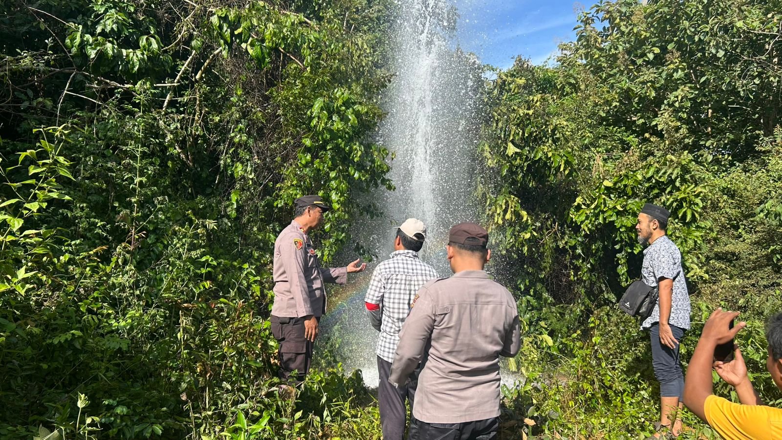 Sumur Bor di Dusun Paojajar Sumenep Keluarkan Aroma Gas, Warga Diminta Waspada 1 ffd9ca31 f903 483a 9ed8 89256d06dbcb