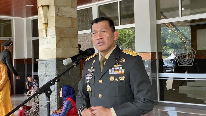 kapuspen tni brigjen tni kristomei sianturi devidetikcom 1743062495379 169