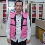 keterangan foto kadisbudparektaf sumut zumri sulthony memakai rompi kejaksaan dok istimewa 1741679564485 169