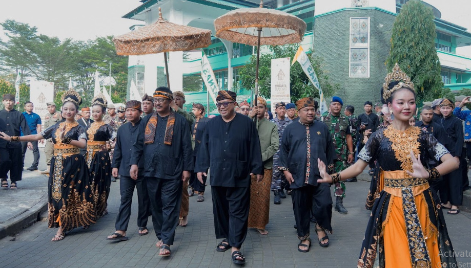 Gelar Budaya Rakyat 2025: Apresiasi Pengabdian, Harapan untuk Masa Depan Sukabumi 2 Screenshot 2025 04 18 155321