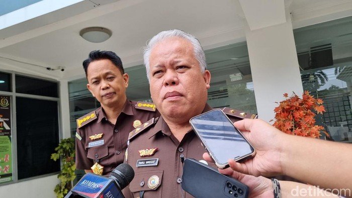 Karena Sakit, Kejagung Alihkan Penahanan Direktur Pemberitaan JakTV Jadi Tahanan Kota: Terlibat Permufakatan Jahat Giring Opini Publik 1 kapuspenkum kejagung harli siregar taufiq sdetikcom 1745219875421 169