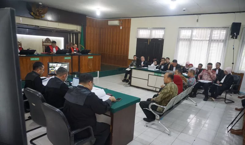 Sidang Kasus Korupsi OTT KPK di Pekanbaru: Fakta Baru Terungkap, Pencairan Anggaran Rp5 M untuk Keperluan Tidak Mendesak 1 00 Sidang mantan Pj Walikota 3 3084614178