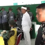 Siswa Nakal Dididik di Barak Militer, Dapat Menu Makanan Lengkap dan Enak — Gubernur Dedi Mulyadi: Yakin Gak Mau Ikut? Gubernur Jawa Barat Dedi Mulyadi kunjungi siswa di barak militer 2148995108