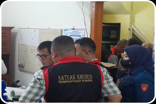 Dugaan Korupsi Jaringan Air Bersih Desa Sogo, Kejari Blora Geledah Rumah Perangkat Desa dan Kantor Bumdesma 1 IMG 20250502 162847