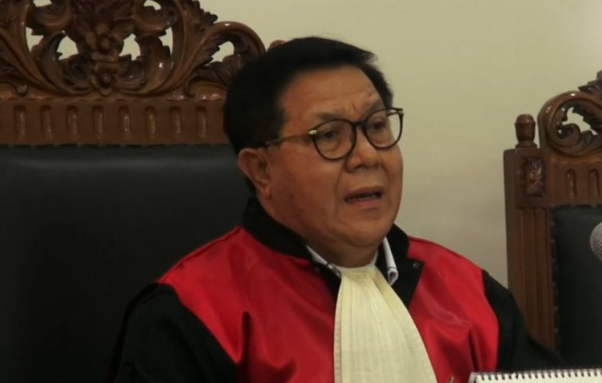 Hakim Erintuah Damanik Divonis 7 Tahun Penjara dalam Kasus Suap Vonis Bebas Ronald Tannur, Akui Menyesal 1 Screenshot 2025 05 09 160220