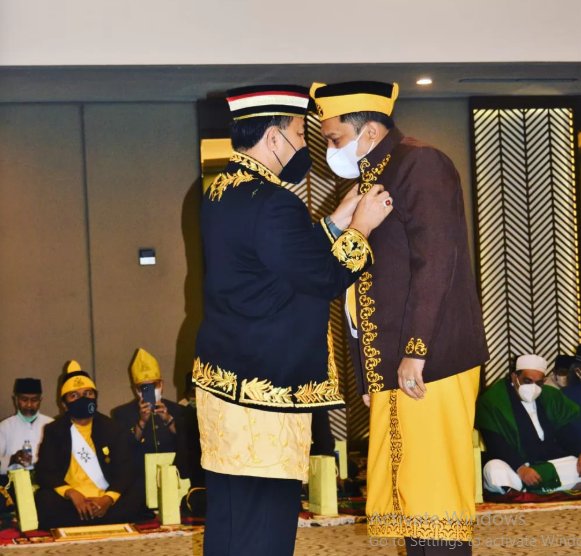 Sultan Banjar Diminta Cabut Gelar Kebangsawanan Hendropriyono, Dinilai Tak Hormati Adat dan Legitimasi Kesultanan 1 Screenshot 2025 05 09 160857