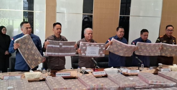 Uang Tunai Rp479 Miliar dari Kasus Duta Palma Dipamerkan Kejagung, Upaya Serius Pulihkan Kerugian Negara 1 Screenshot 2025 05 09 163105