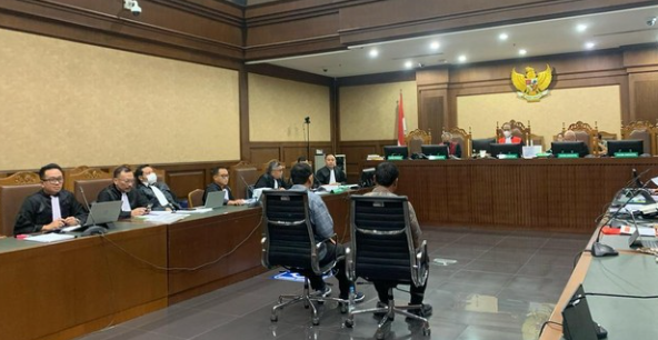 Perintah 'Tenggelamkan' hingga Jawaban Staf PDIP yang Membuat Jaksa Heran 1 Screenshot 2025 05 10 000306