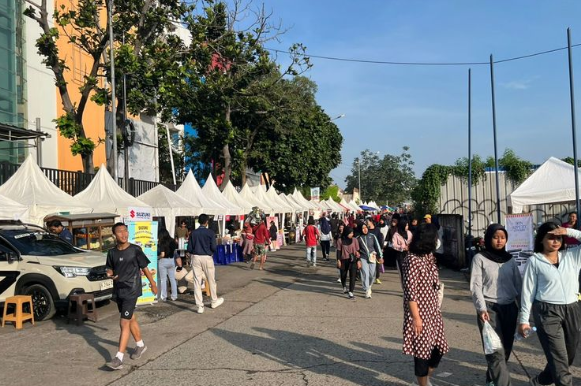 PKL CFD Depok Kecewa Sewa Lapak Rp150 Ribu: Lokasi Sepi, Dagangan Tak Laku 1 Screenshot 2025 05 12 170609