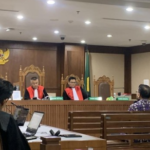 Ngaku Tertekan Saat Diperiksa, Makelar Kasus Zarof Ricar Bantah Pernyataan di BAP: “Saya Cuma Kenalkan via WA” Screenshot 2025 05 26 175715
