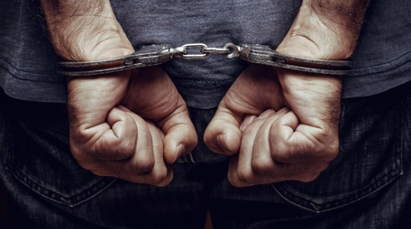 Buronan Kasus Kepemilikan Senjata dan Diduga Terkait Pembacokan Jaksa Ditangkap Kejagung di Sumut 1 Screenshot 2025 05 29 105415