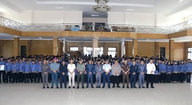 Pemkab Belitung Lantik 305 ASN dan PPPK, Bupati Djoni Momen Meneguhkan Komitmen Abdi Negara 1 WhatsApp Image 2025 05 29 at 12.09.08 9fafe781