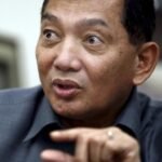 Menhan Sjafrie Sjamsoeddin Ungkap Rencana TNI Produksi Obat dan Distribusi Lewat Koperasi Desa ca4e8f3f dd85 4e4b 96ac 923a0f4ffb17 169