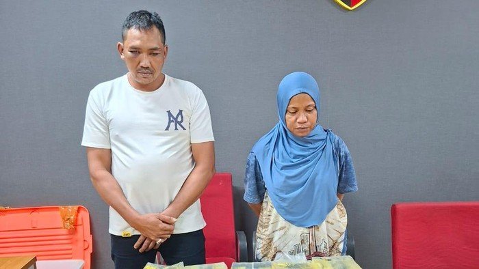 Pasutri Asal Langkat Ditangkap di Cilegon Saat Antar 28 Kg Sabu, Total 100 Kg Disita Polisi 1 polda sumut dan sumsel menggagalkan pengiriman 28 kilogram sabu ke jakarta di wilayah cilegon banten 1746453780977 169