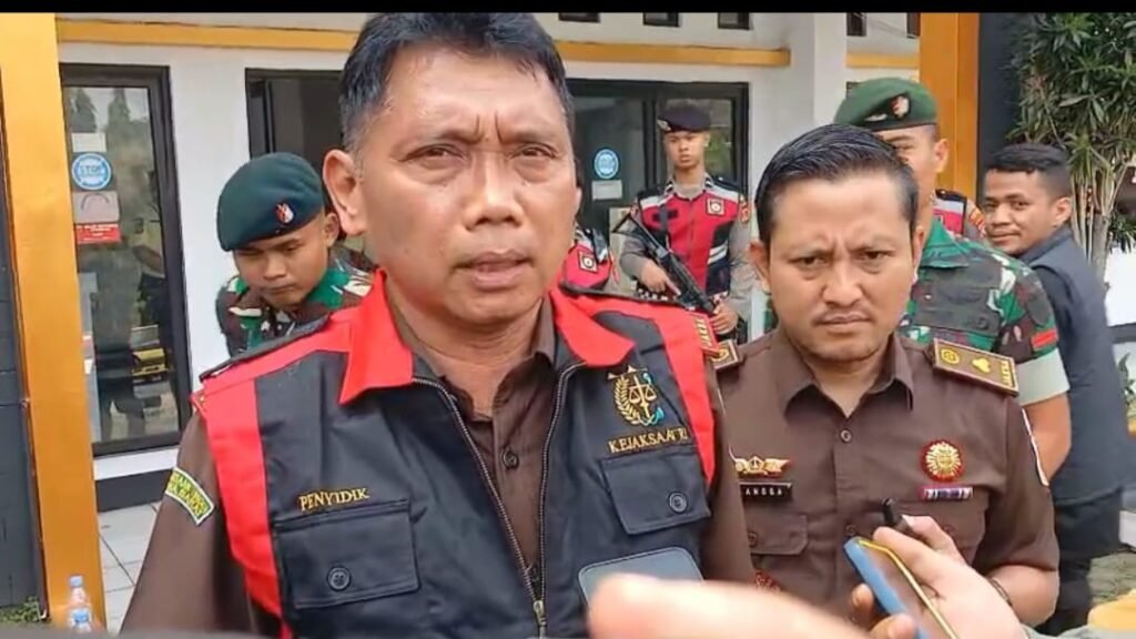 Kadishub Cianjur Klarifikasi Terkait Proyek PJU yang Diusut Kejaksaan: “Itu Sebelum Saya Menjabat” 1 IMG 20250623 WA0042 1024x576 1