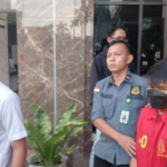 Lagi Asyik Potong Rambut, Buronan Kasus Pencemaran Lingkungan Diciduk Tim Kejari Batam Screenshot 2025 06 04 005622