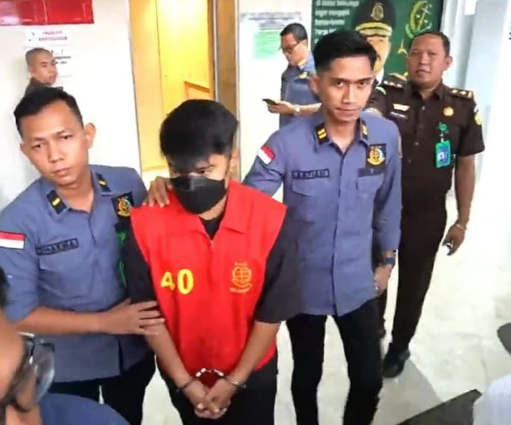 Direktur PT Telaga Biru Semesta Ditangkap Kejari Batam, Terkait Dumping Limbah Tanpa Izin Senilai Rp1,7 Miliar 1 Screenshot 2025 06 04 083645