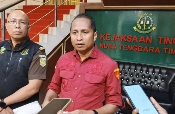 Tenny Konay Masih Diperiksa Kejati NTT dalam Kasus Dugaan Korupsi Tanah Rp 900 Miliar Milik Kemenkum HAM 1 Screenshot 2025 06 16 081539