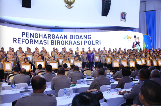 Divisi Humas Polri Raih Predikat Wilayah Bebas dari Korupsi, Menpan RB Apresiasi Capaian 1 Screenshot 2025 06 21 073402