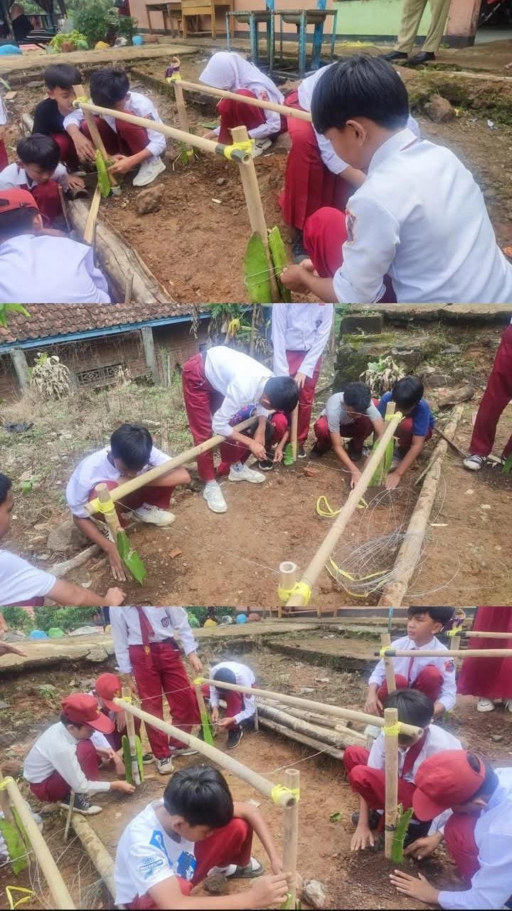 Menanam Harapan, Memelihara Kehidupan Proyek Edukatif Siswa SDN 2 Purabaya Lewat Buah Naga dan Lele 1 WhatsApp Image 2025 06 02 at 10.48.20 6fc71e8b