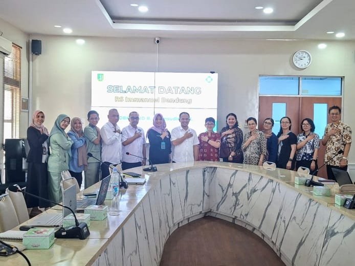 Tingkatkan Layanan Dialisis, RS Immanuel Lakukan Studi Banding ke RSUD R. Syamsudin, S.H. 1 WhatsApp Image 2025 06 10 at 12.57.40 44817e60