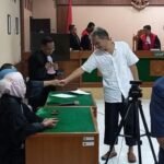 Ajukan Peninjauan Kembali, Bambang Tri Minta Divonis Bebas dalam Kasus Ijazah Palsu Jokowi sidang vonis bambang tri mulyono di pn solo 169