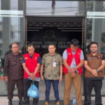 Saksi Kasus Korupsi Dana Desa yang Lompat ke Sungai hingga Tewaskan Calon Jaksa Kini Kenakan Rompi Tahanan Screenshot 2025 07 05 104024