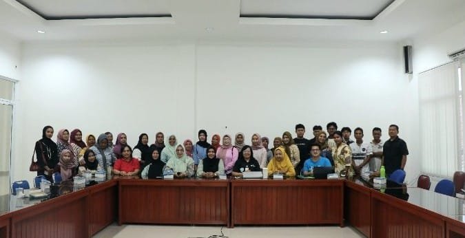 DPMPTSPP Belitung Ajak UMKM Pahami Manfaat BPJS Ketenagakerjaan: Bukan Sekadar Syarat Izin Usaha 1 WhatsApp Image 2025 07 12 at 18.27.58 6d5a1755