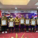 SMSI Sematkan Anugerah Pin Emas Kepada Jaksa Agung RI ST Burhanuddin WhatsApp Image 2025 07 26 at 10.52.51 b8006f6e