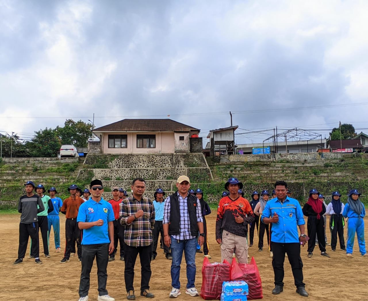 Semangat Merah Putih Berkobar di Kabandungan, Paskibra 2025 Mulai Latihan Perdana 1 WhatsApp Image 2025 07 29 at 14.19.43 a86da4a0
