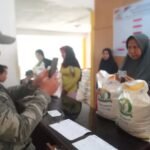 928 KPM Desa Bantargadung Terima Bantuan Beras 10 Kg untuk Bulan Juni–Juli WhatsApp Image 2025 08 04 at 09.10.13 a4c99131