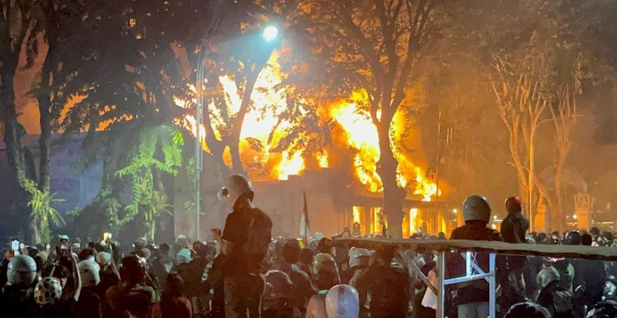 Penyelidikan Pembakaran Gedung Grahadi Mulai Temukan Titik Terang 1 Screenshot 2025 09 01 085329