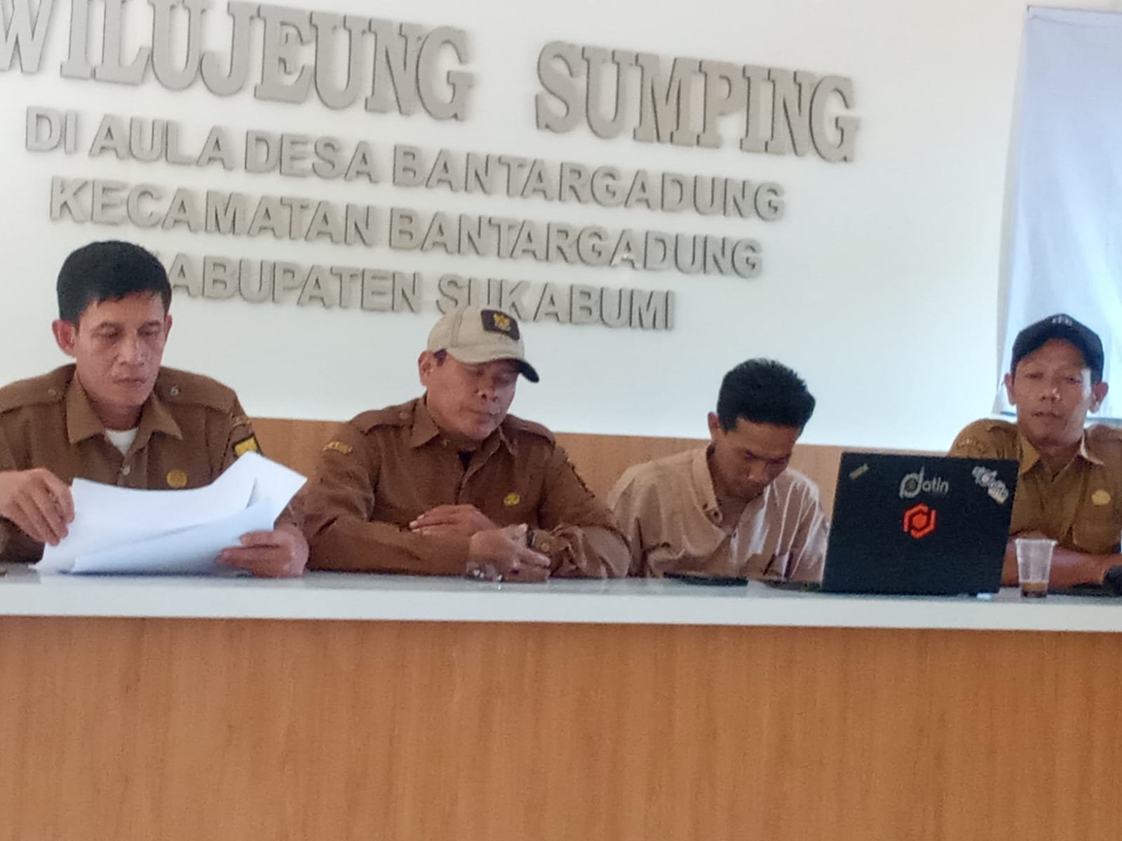 Sosialisasi Alokasi Pemukiman untuk Korban Bencana 14 Desember 2024 Digelar di Bantargadung 1 WhatsApp Image 2025 09 08 at 11.08.31 73d462fe