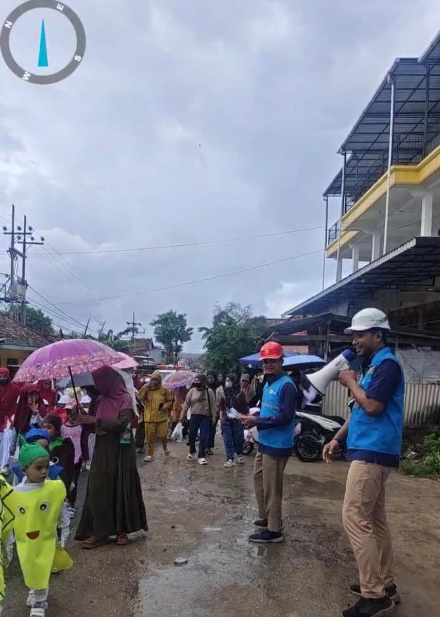 Sambut Hari Pelanggan Nasional dengan Program Spesial “KALCER” dari PLN ULP Kepulauan Kangean 1 WhatsApp Image 2025 09 09 at 11.37.47 11a43722